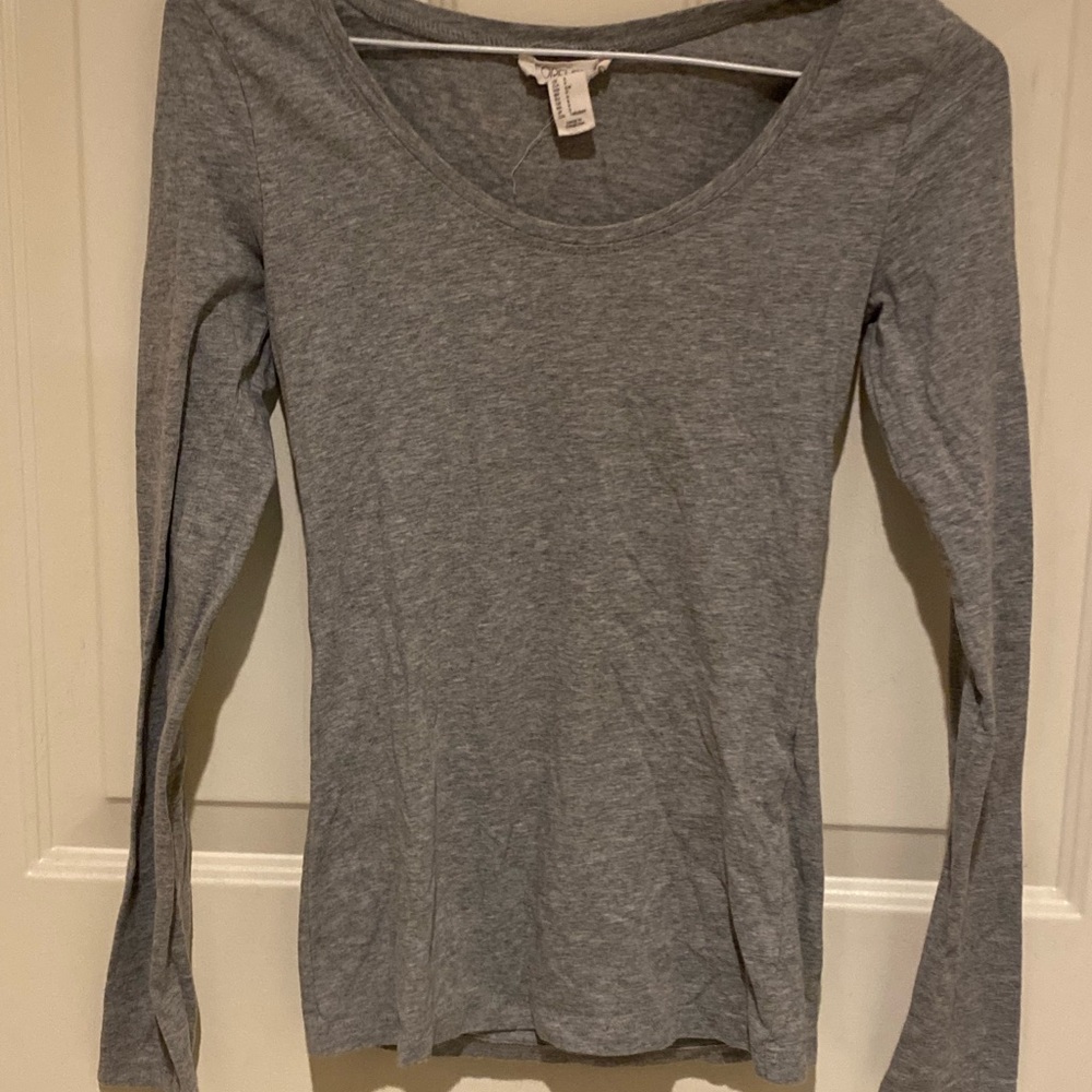 Long sleeve basic tee